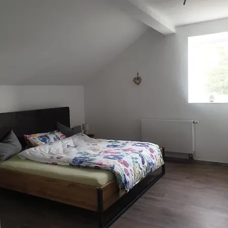 Gederbach Apartment *